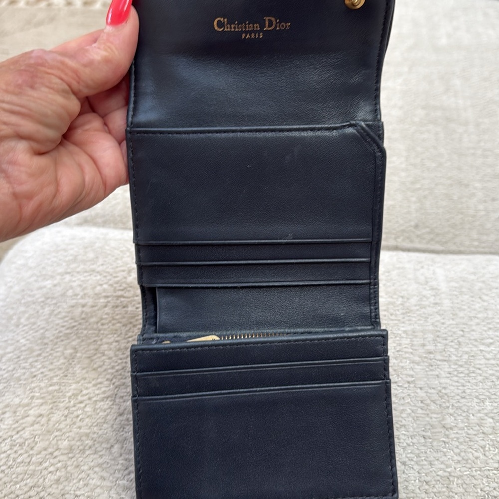 Dior blue and taupe Wallet with Gold Details - Picture 5 of 7